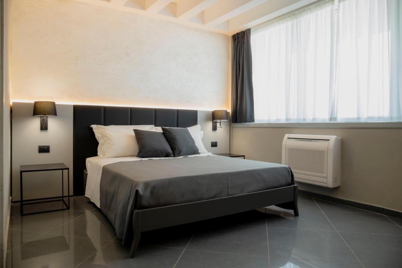 Uptown Urban Stay Lecce Kültér fotó